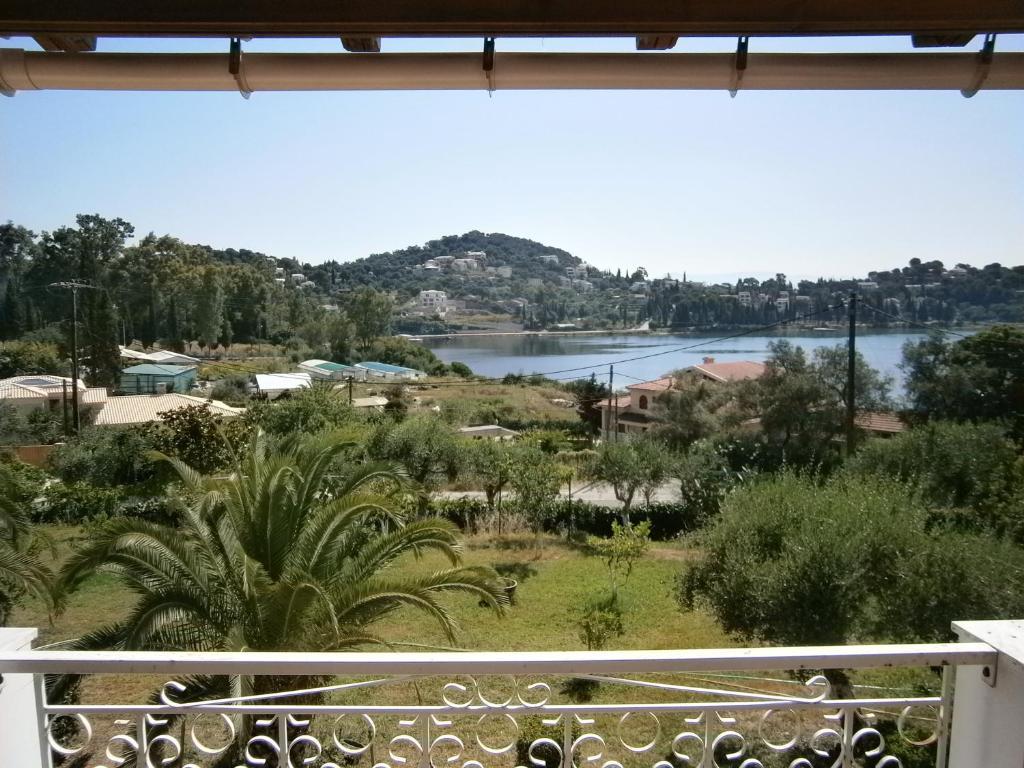 Athineos Apartments Kommeno  Oda fotoğraf